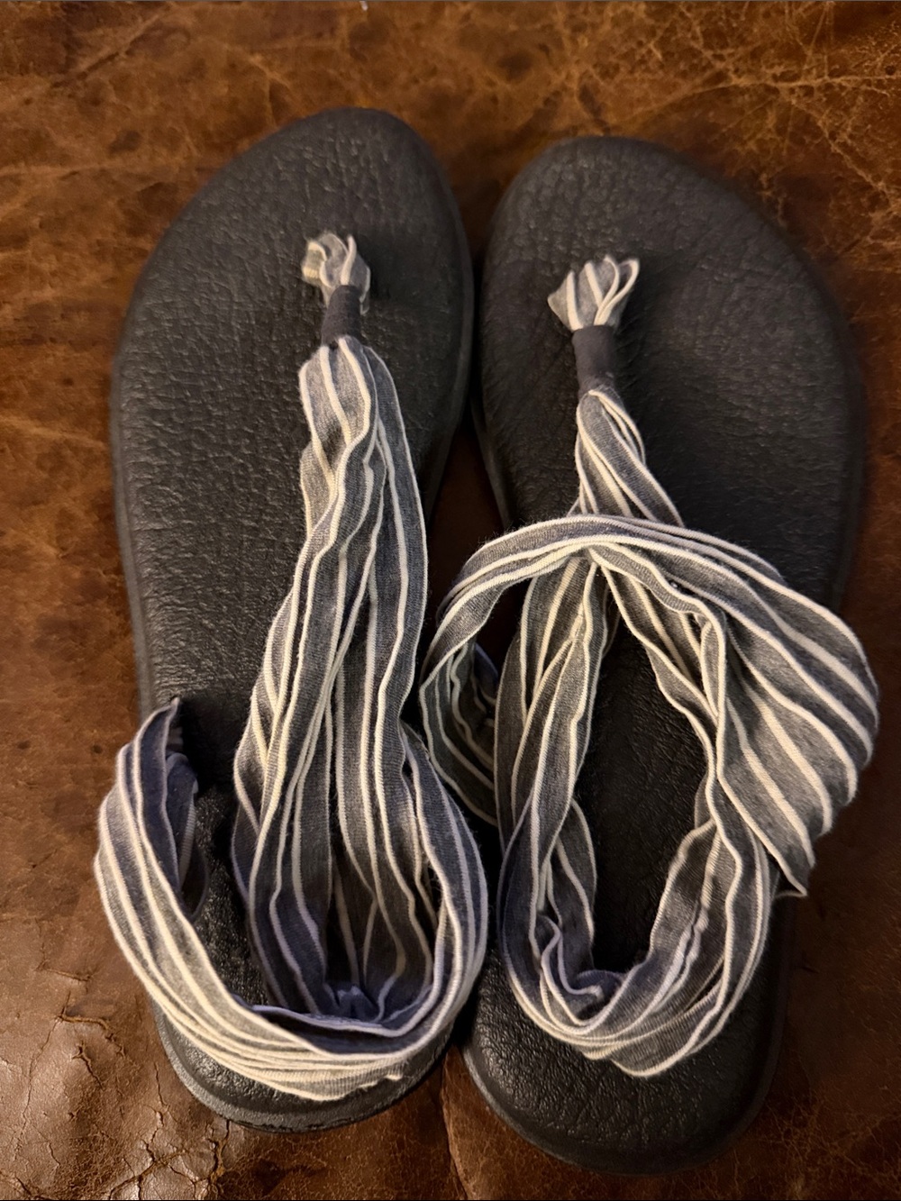 Sanuk Yoga Sling 2 Striped Sandals - Size 7